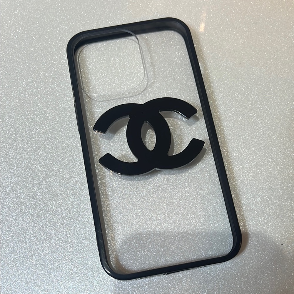 Black Phone Case iPhone 13 Pro only